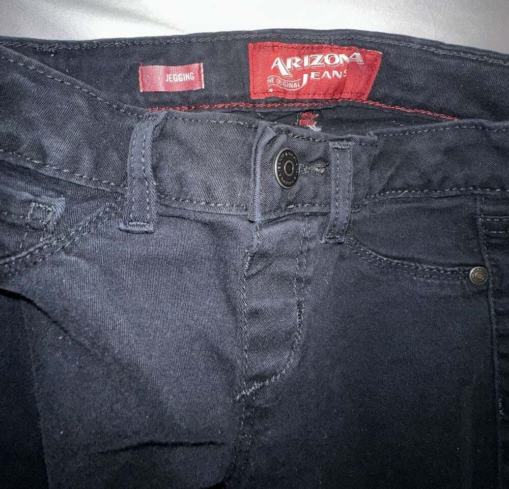 Arizona Jean Co. Girls Black Jegging Super Skinny Jeans Size 8 Regular - Picture 2 of 3